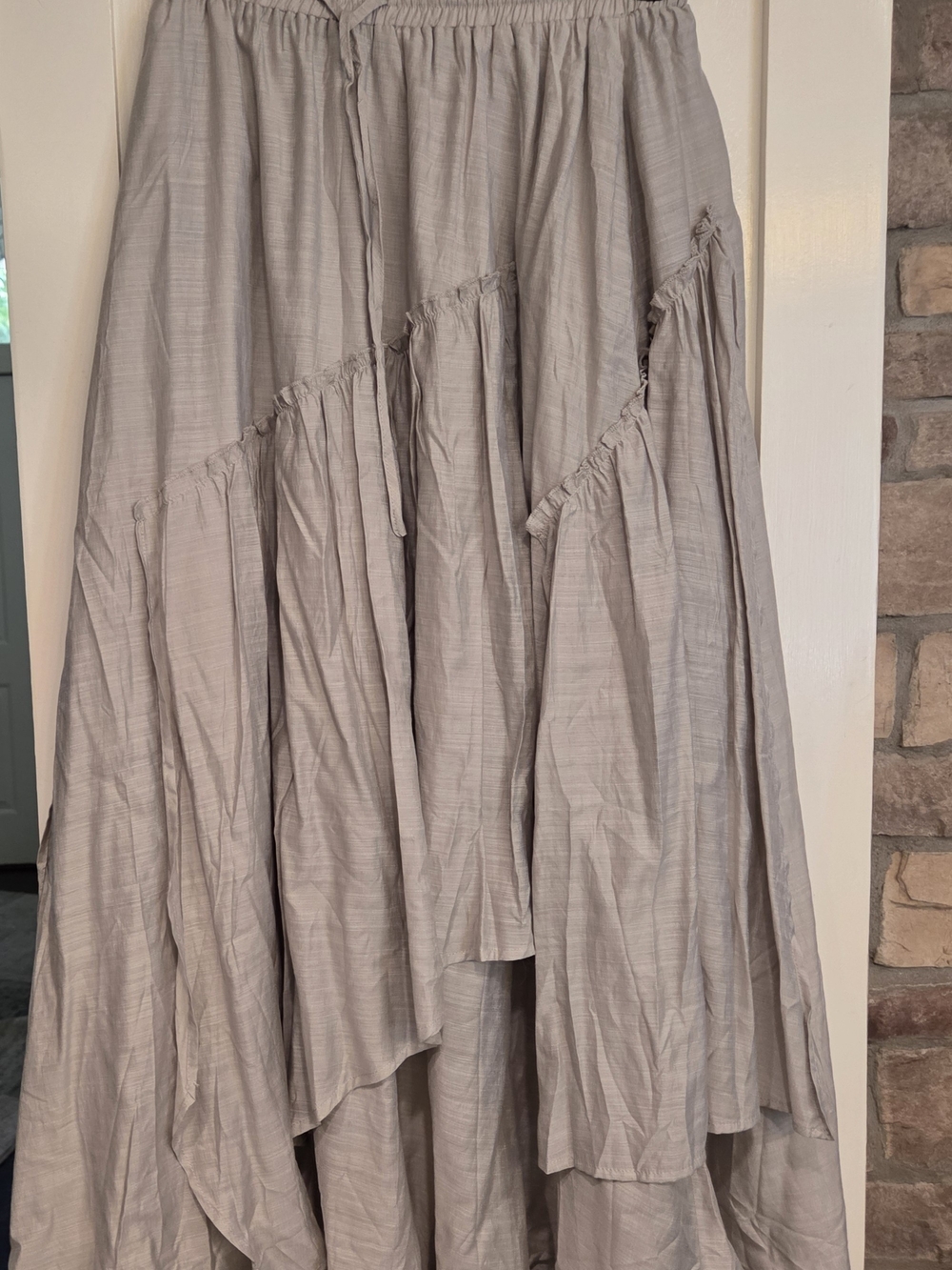 Scarlet Darknes High-Low Renissance Tiered Skirt in Light Green... With Pockets!